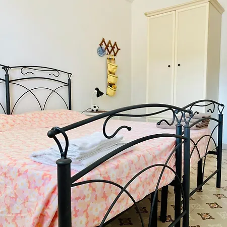 Mameli House